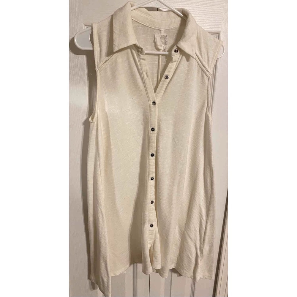 Sleeveless long flowy top